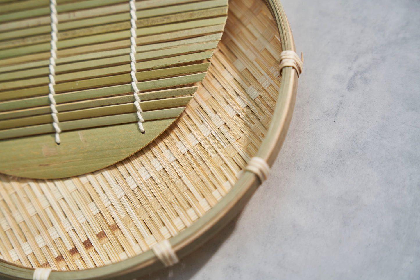 Colander with Bamboo mat For Soba, Udon and any foods