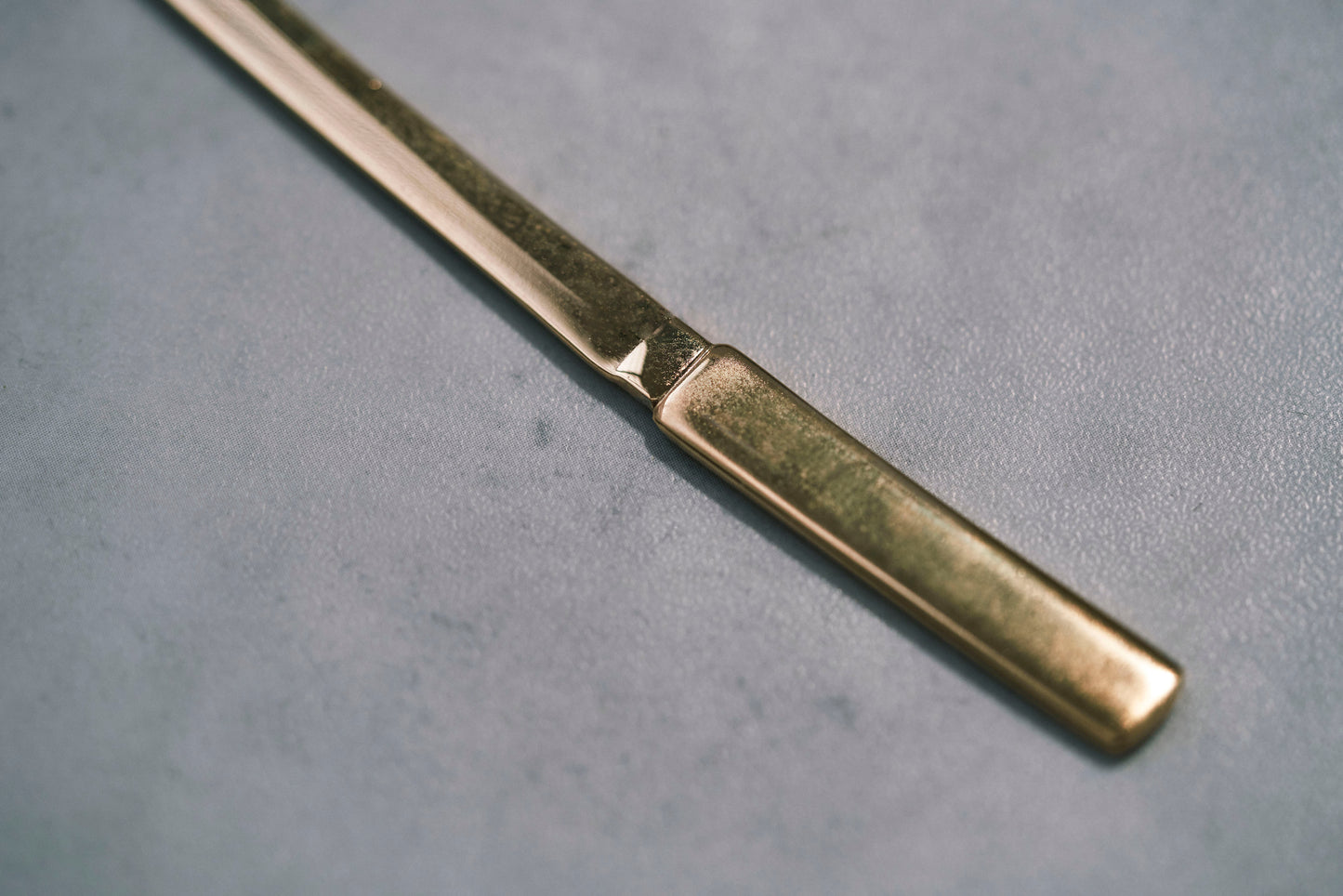 Gold Dessert Knife – Inspired by the Japanese Sword -