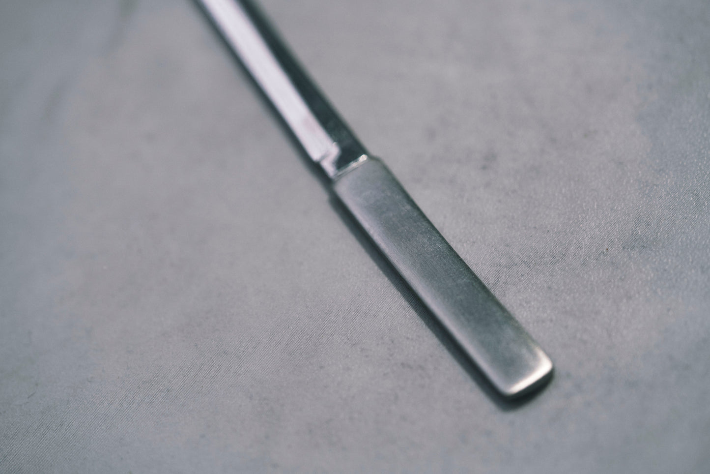 Gold Dessert Knife – Inspired by the Japanese Sword -