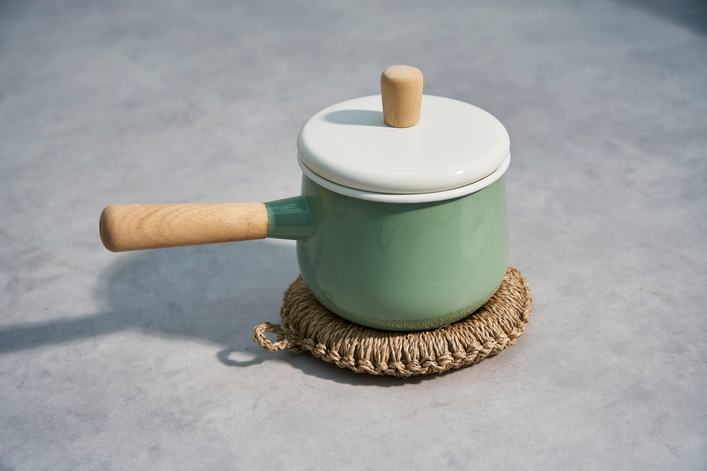 S Size – Handwoven Rush Grass Trivet / Pot Stand / hot pad / Nabeshiki