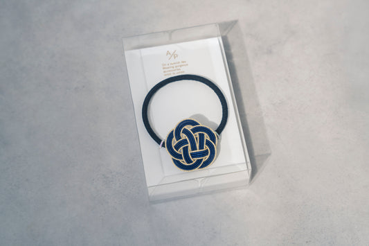Mizuhiki Hair Tie – Ume Knot / Gold & Navy
