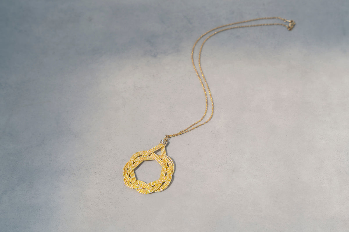 Mizuhiki Necklace – Aioi Knot / Gold