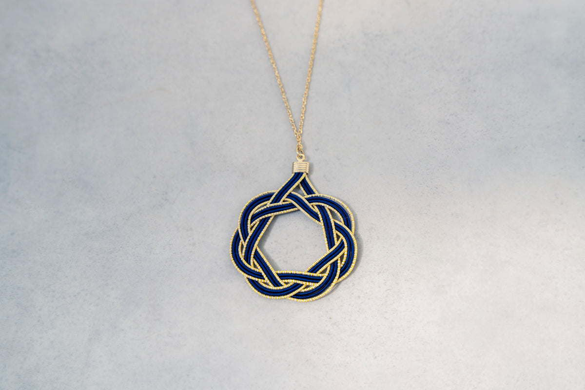 Mizuhiki Necklace – Aioi Knot / Gold & Navy