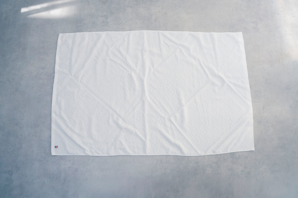 Imabari Bath Towel – Shippo Jacquard Weave / White, Gift Boxed