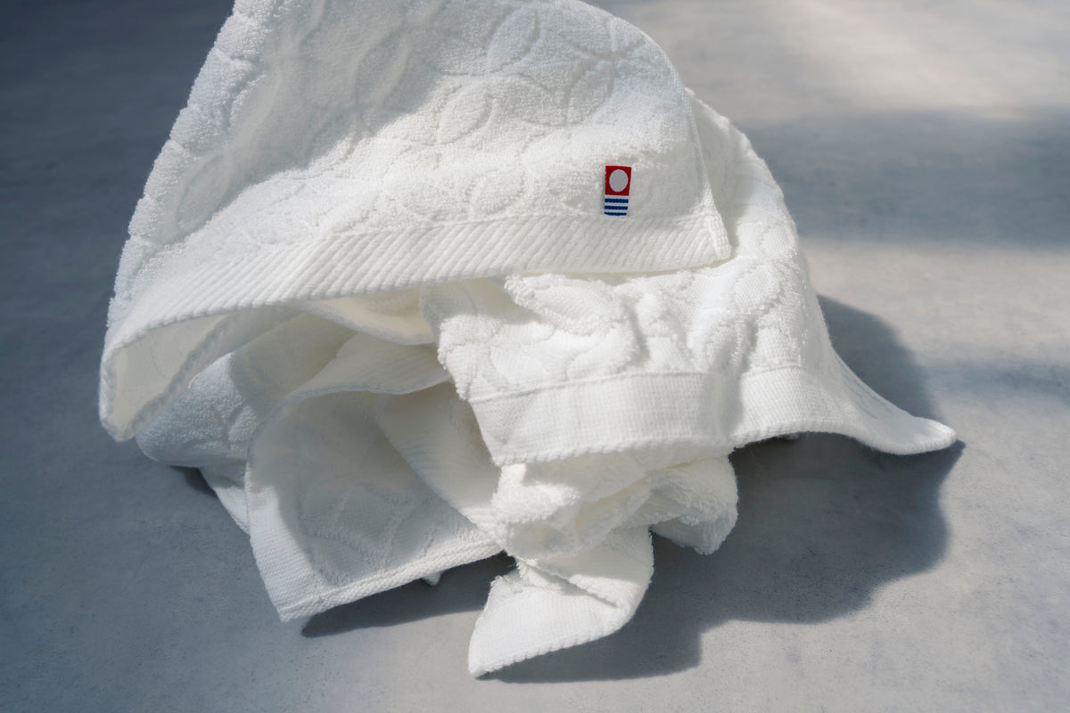Imabari Bath Towel – Shippo Jacquard Weave / White, Gift Boxed
