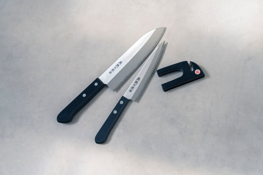Santoku & Petty Knife Set with Mini Sharpener – Tsubame-Sanjo, Japan